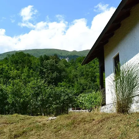 Hisa V Sadovnjaku Σπίτι διακοπών *