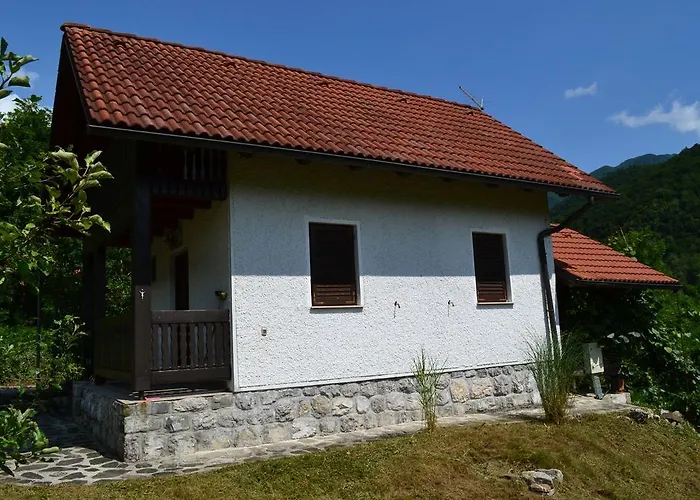 Hisa V Sadovnjaku בית נופש