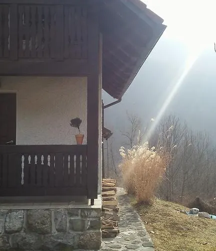 בית נופש Hisa V Sadovnjaku Logje